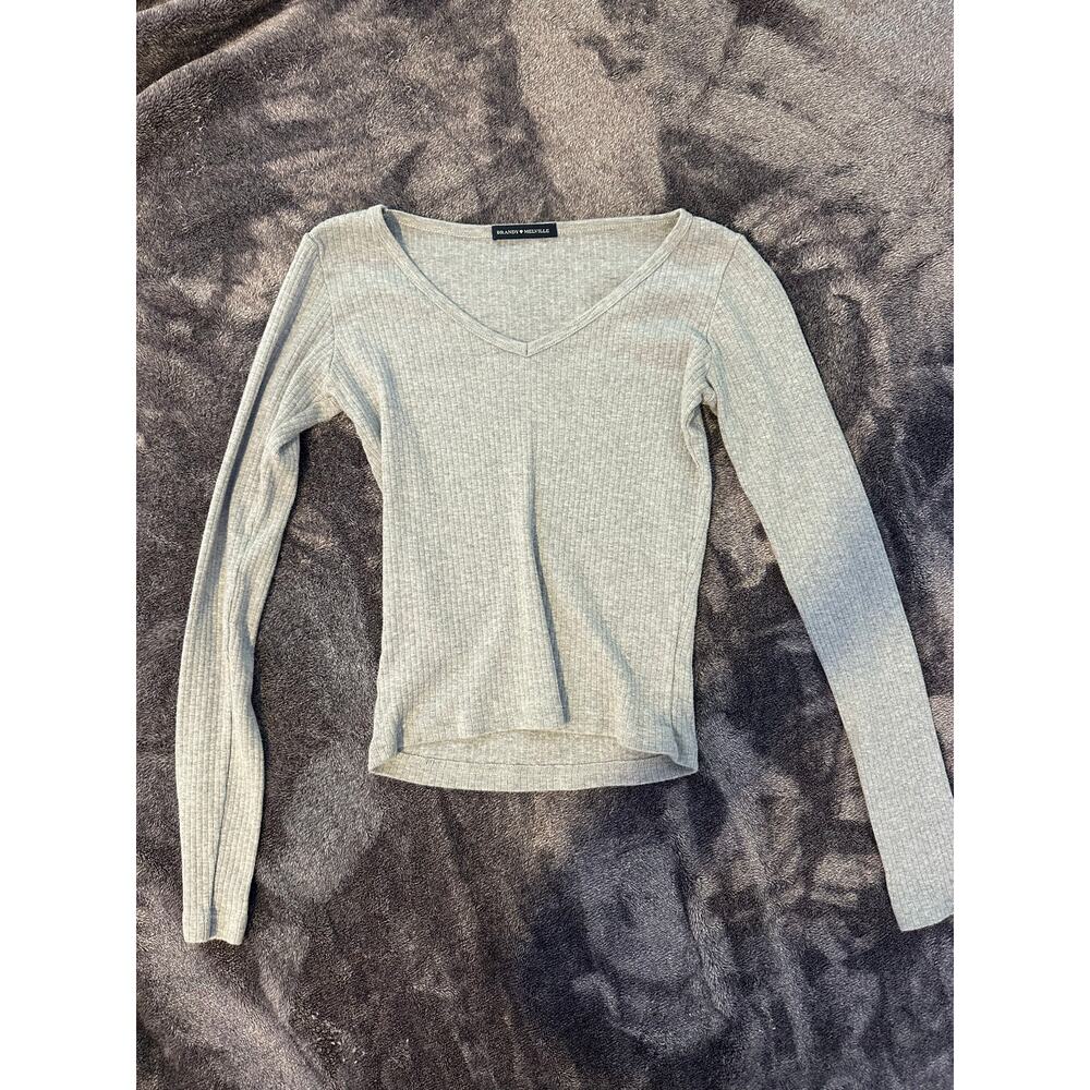 Brandy Melville Gray Josephine Top Long Sleeve V Neck